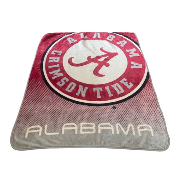 Logo Alabama Crimson Tide Football Stadium Fleece Blanket Throw - Picture 2 of 3